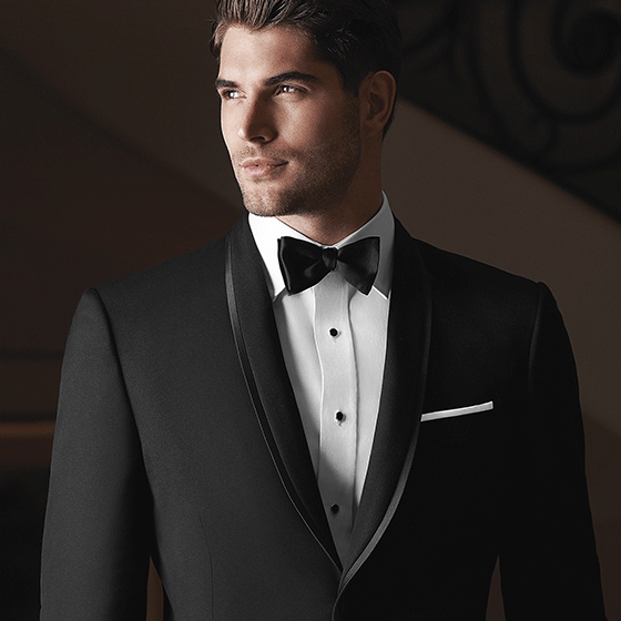 Choosing Black Ties for a Formal Look...