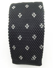 Black and white knitted skinny tie