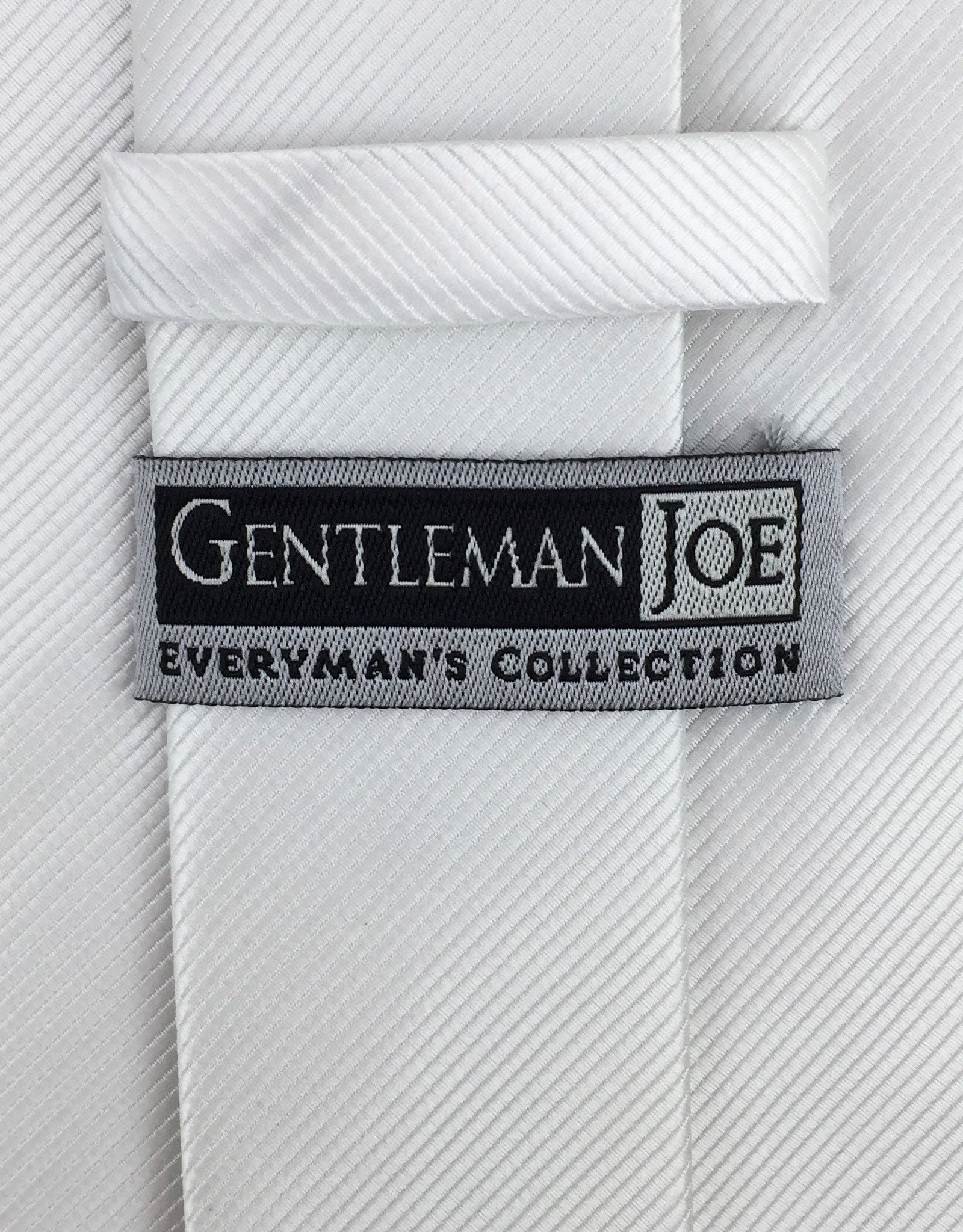 White Solid Tie – GentlemanJoe