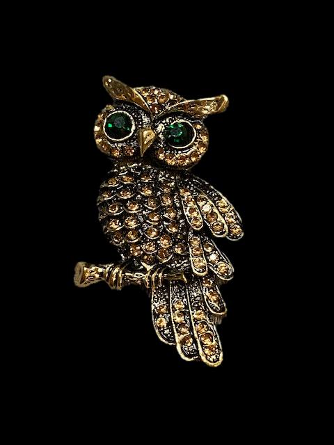 Gold Owl Lapel Pin