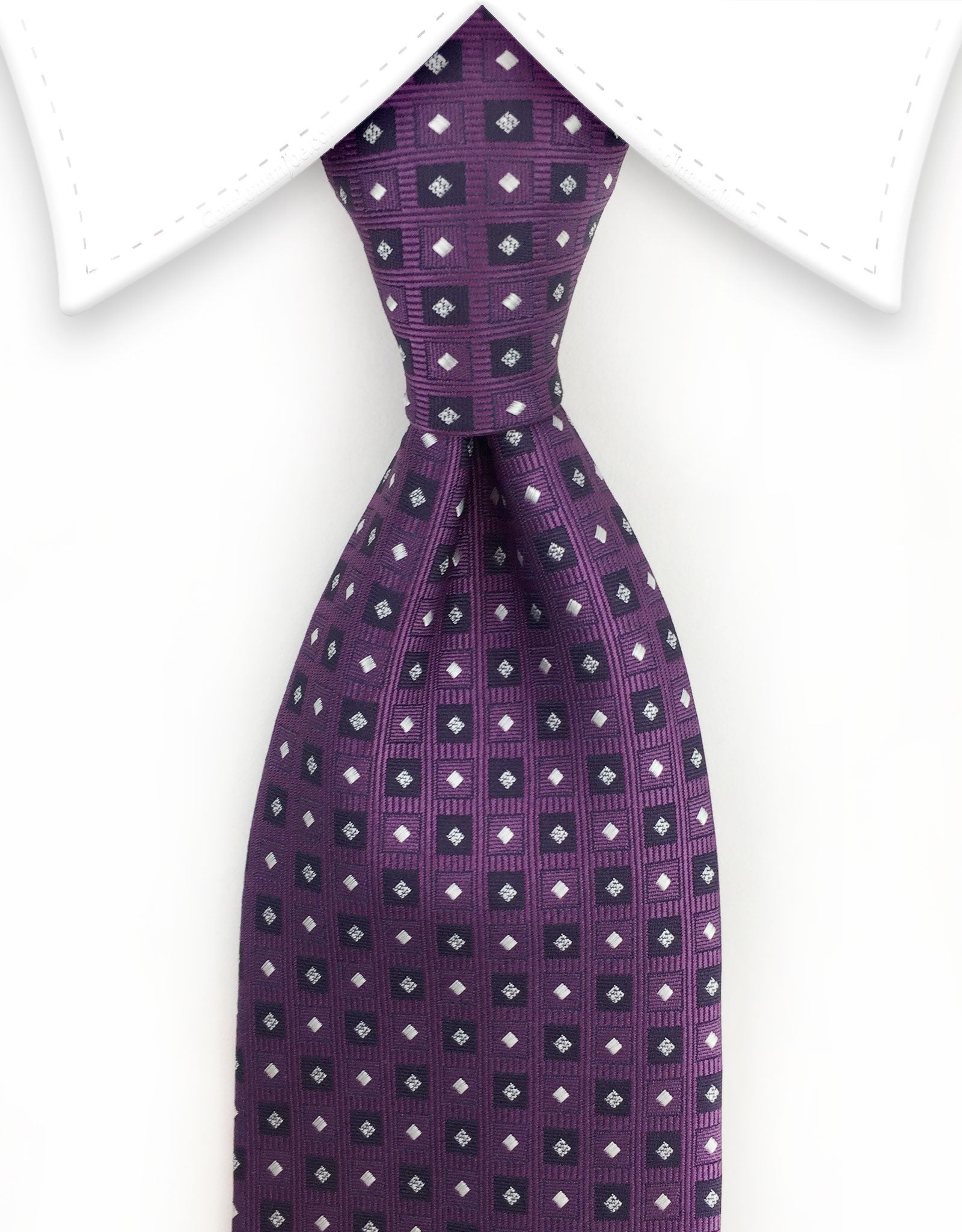 Grape purple tie with motif