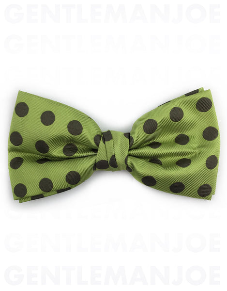 Green Polka Dot Bow Tie