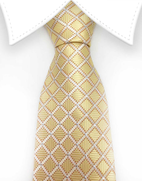 Light gold tie with sparkles
